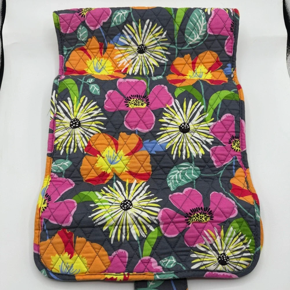 Vera Bradley Quilted Floral Fold Up Changing Pad‎ Diaper Clutch Travel